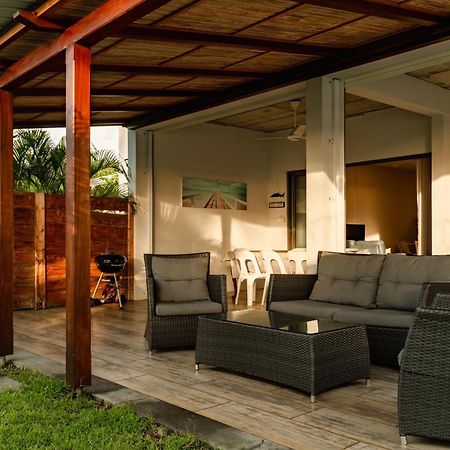 Pointe aux Sable Stella Marris Beachfront Villa מראה חיצוני תמונה