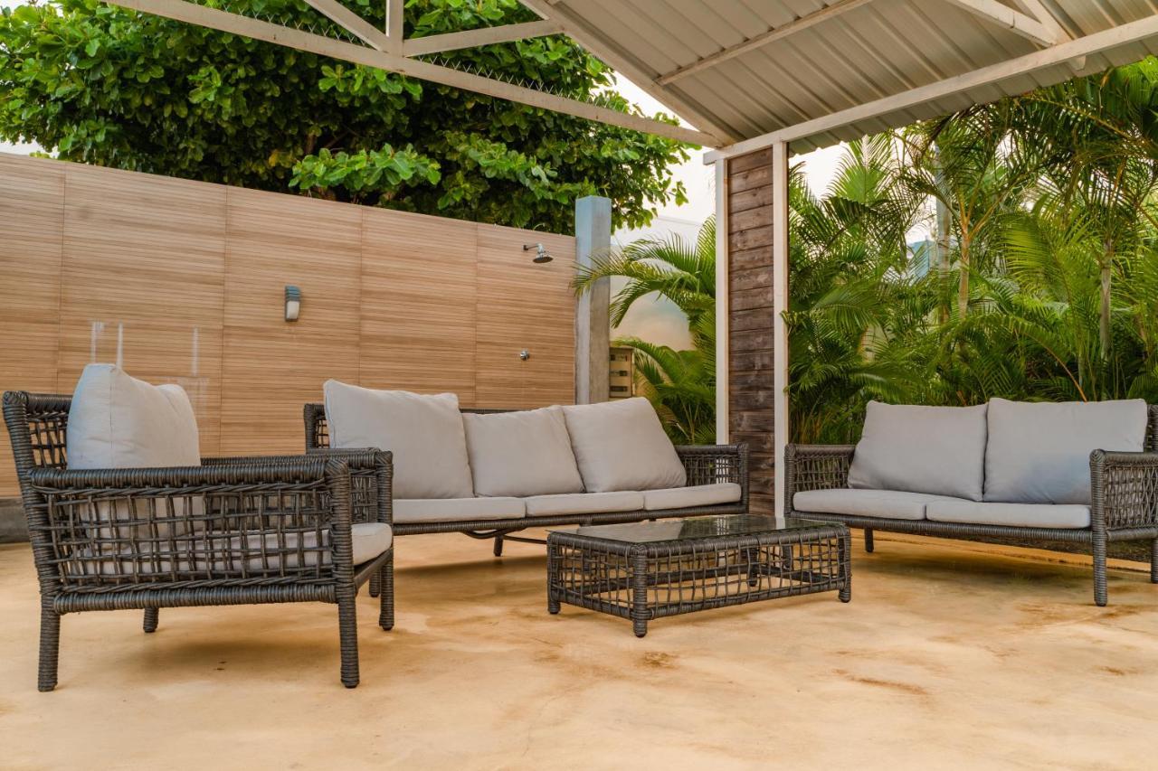 Pointe aux Sable Stella Marris Beachfront Villa מראה חיצוני תמונה