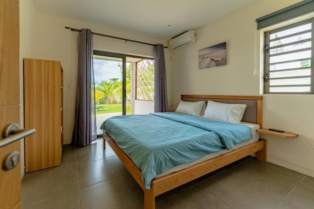 Pointe aux Sable Stella Marris Beachfront Villa מראה חיצוני תמונה