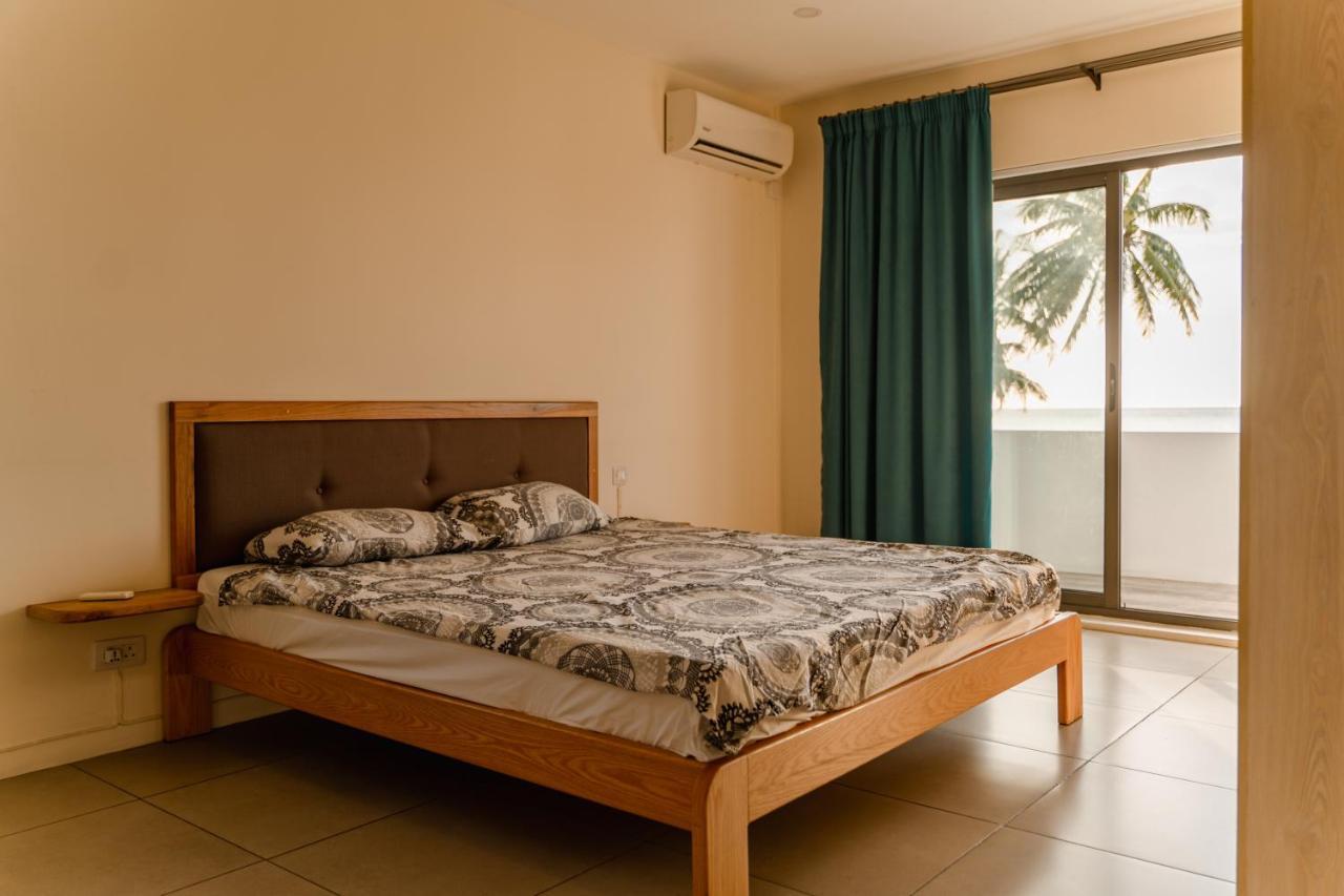 Pointe aux Sable Stella Marris Beachfront Villa מראה חיצוני תמונה