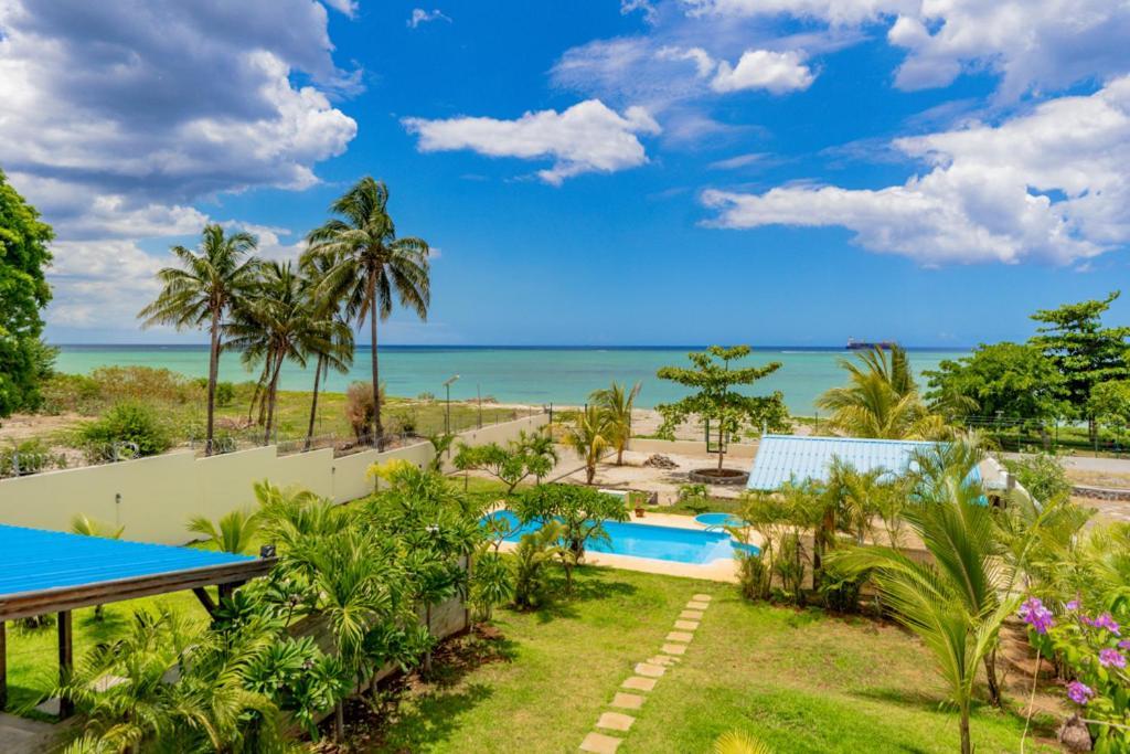 Pointe aux Sable Stella Marris Beachfront Villa מראה חיצוני תמונה