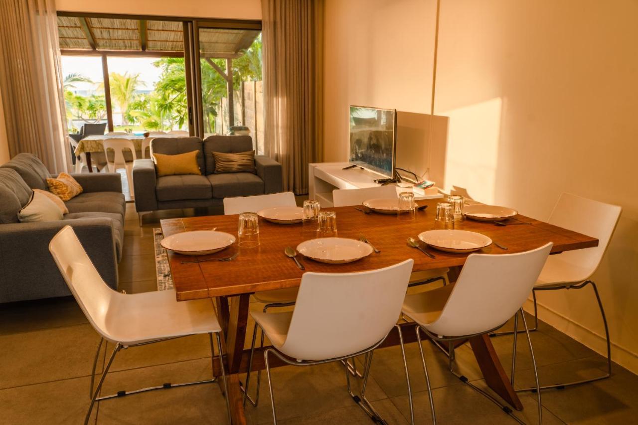 Pointe aux Sable Stella Marris Beachfront Villa מראה חיצוני תמונה