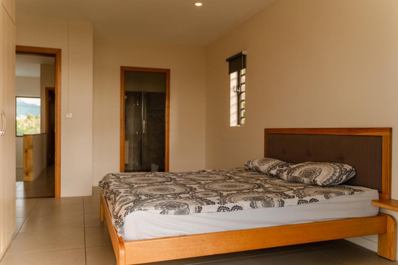 Pointe aux Sable Stella Marris Beachfront Villa מראה חיצוני תמונה